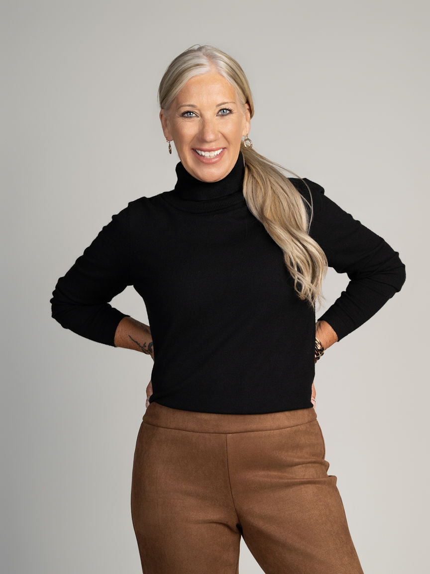 Lightweight Turtle Neck Sweater